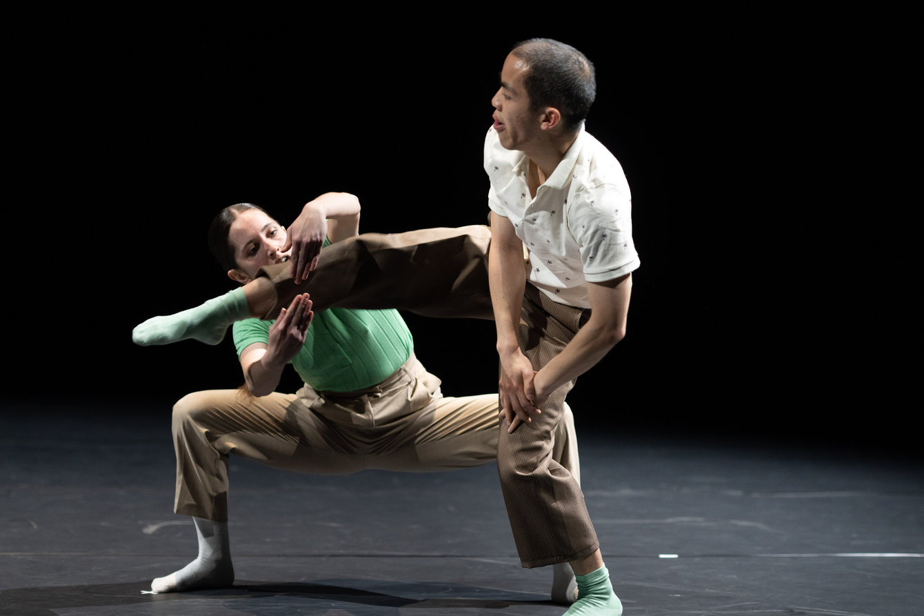 Miller de Nobili während ihrer Performance auf der großen Bühne von PACT Zollverein