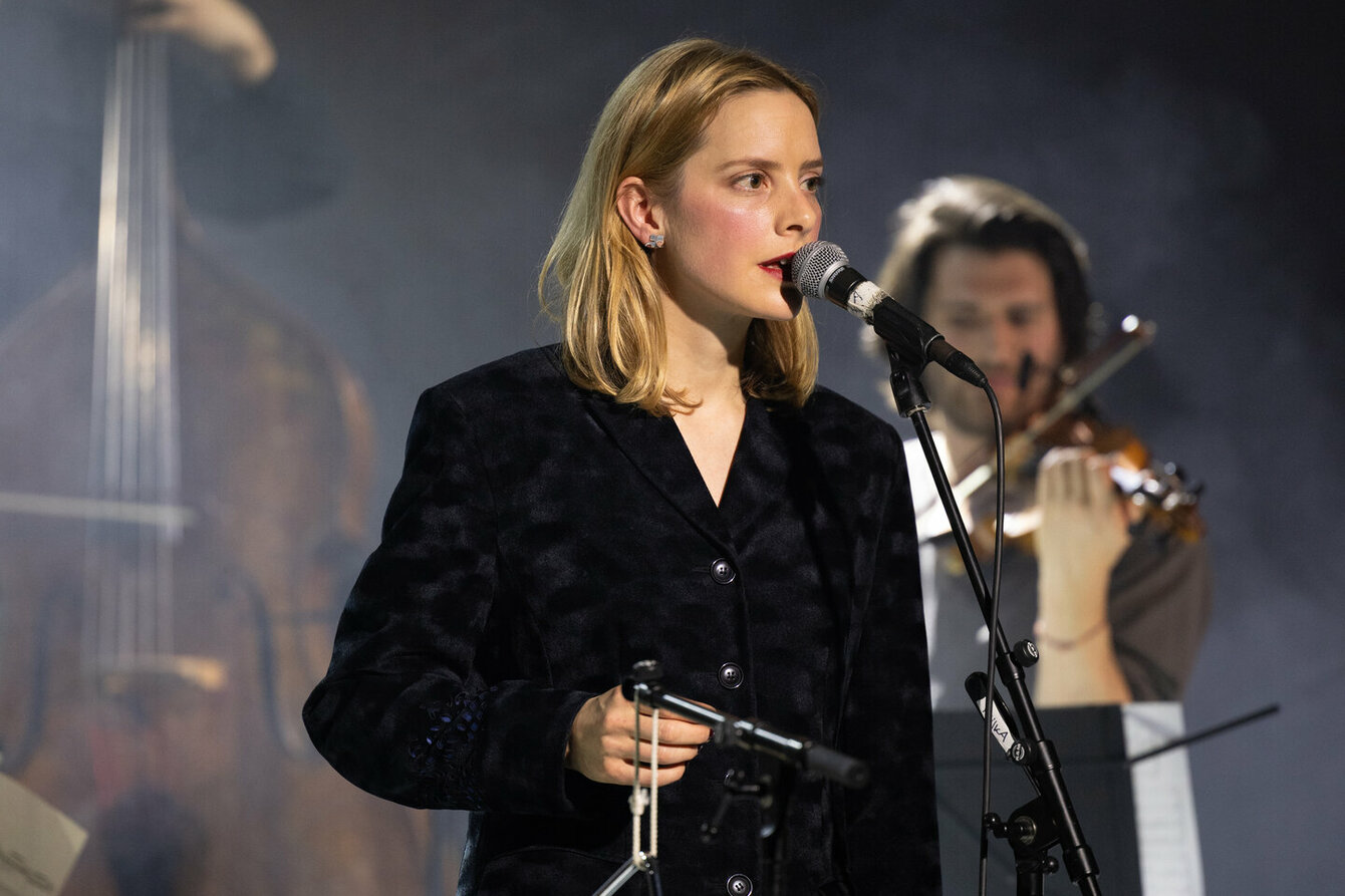Anika Henderson auf der Bühne